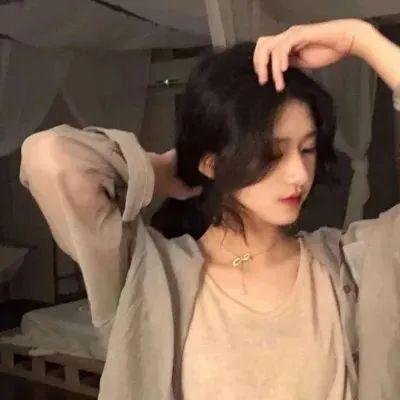 蝙蝠侠与哈莉·奎恩